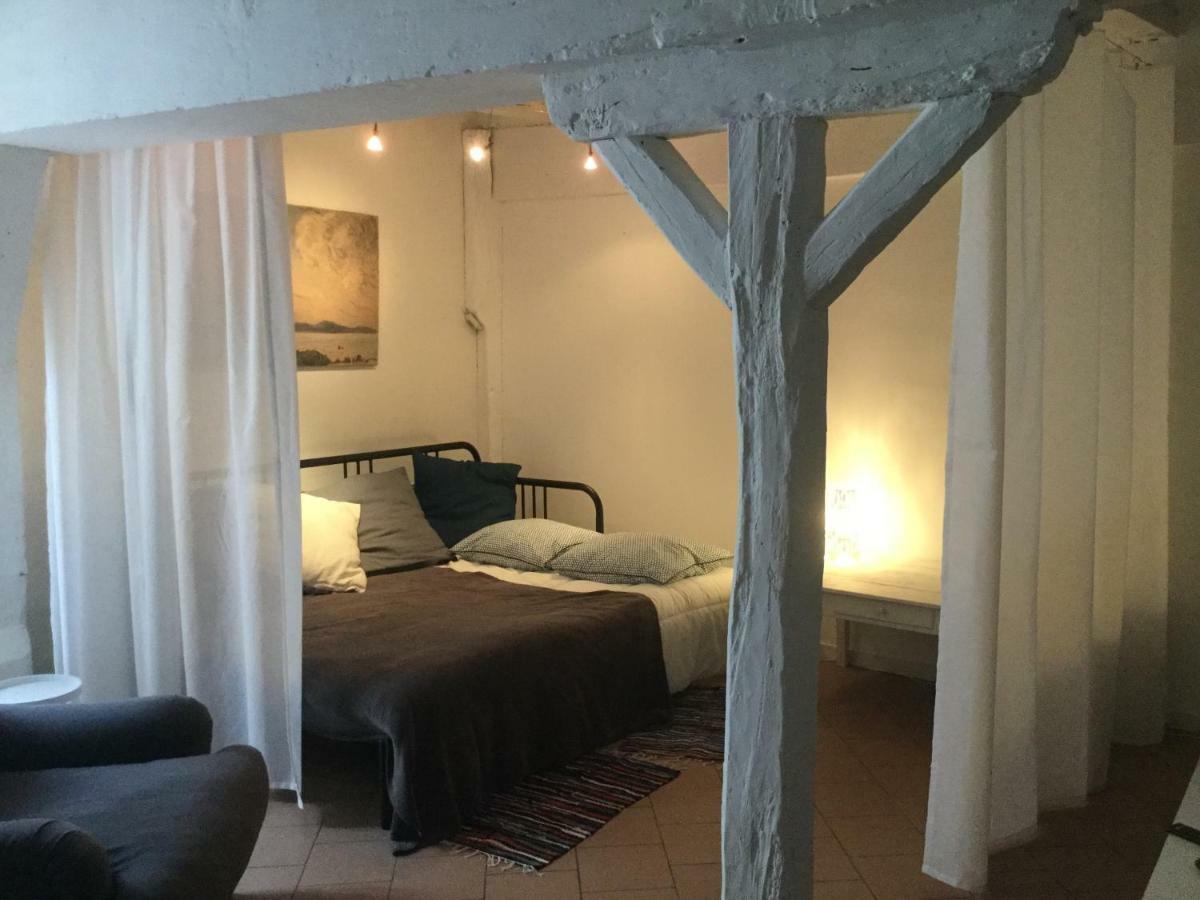 La Petite Maison D'A Cote, Au N°11 Сен-Анян Екстериор снимка